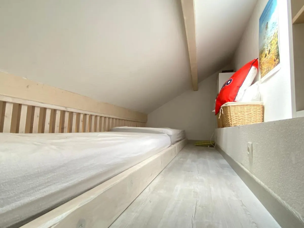 Place De La Mairie T2 Type Loft 70M2 Terrasse 35M2 Котре Франция